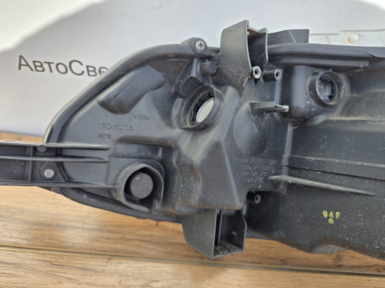 Фара галогеновая передняя правая Fielder 2015-2020 ( E160 )