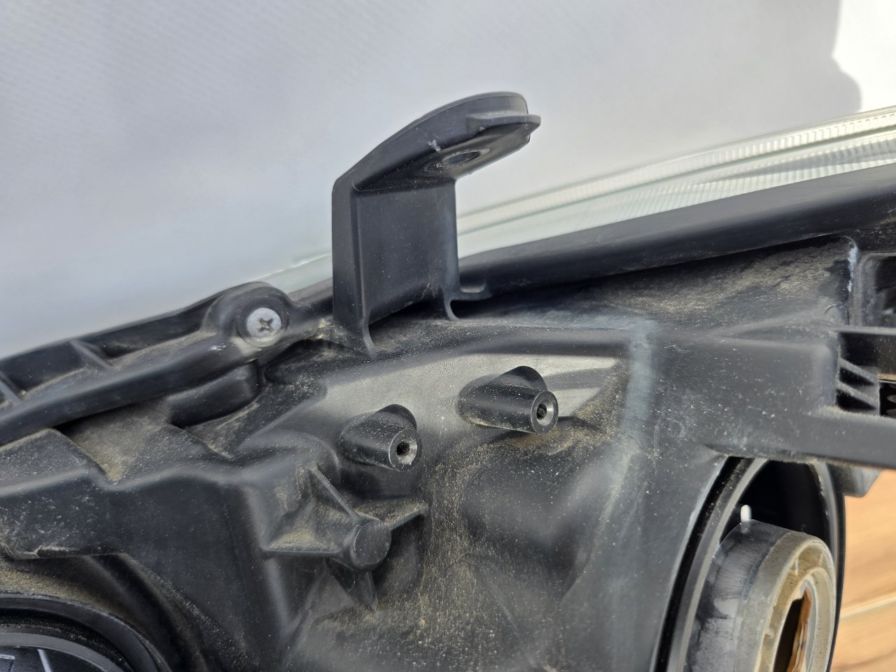 Фара галогеновая передняя правая Fielder 2015-2020 ( E160 )