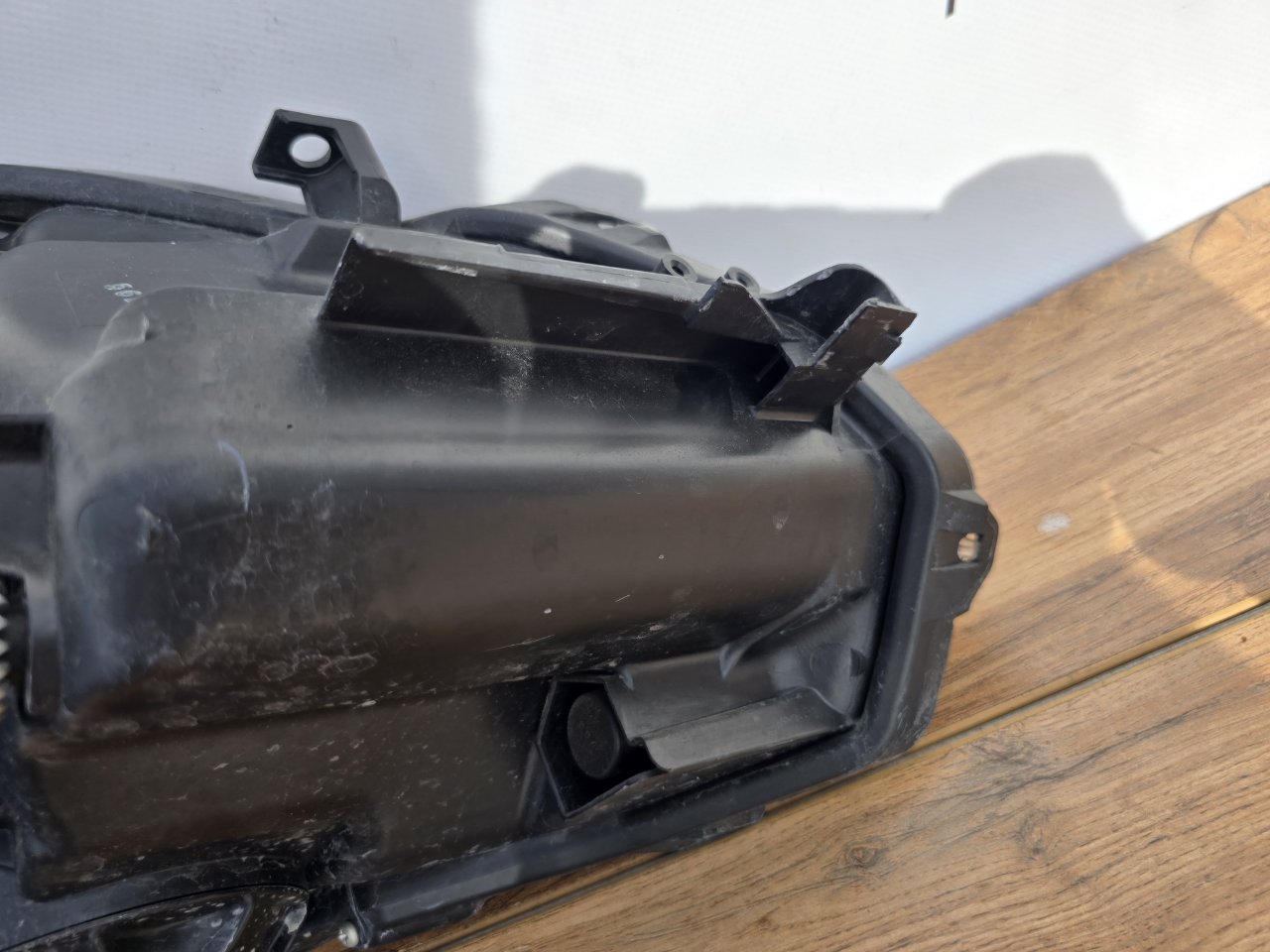 Фара ксеноновая передняя левая Prius 2011-2015 ( XW30 ) Фара ксеноновая передняя левая Prius 2011-2015 ( XW30 )