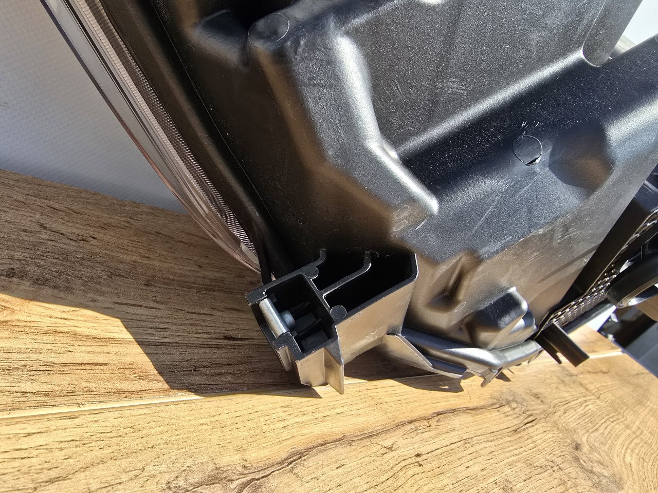 Фара светодиодная передняя левая C-HR 2016-2019 ( NGX10 )