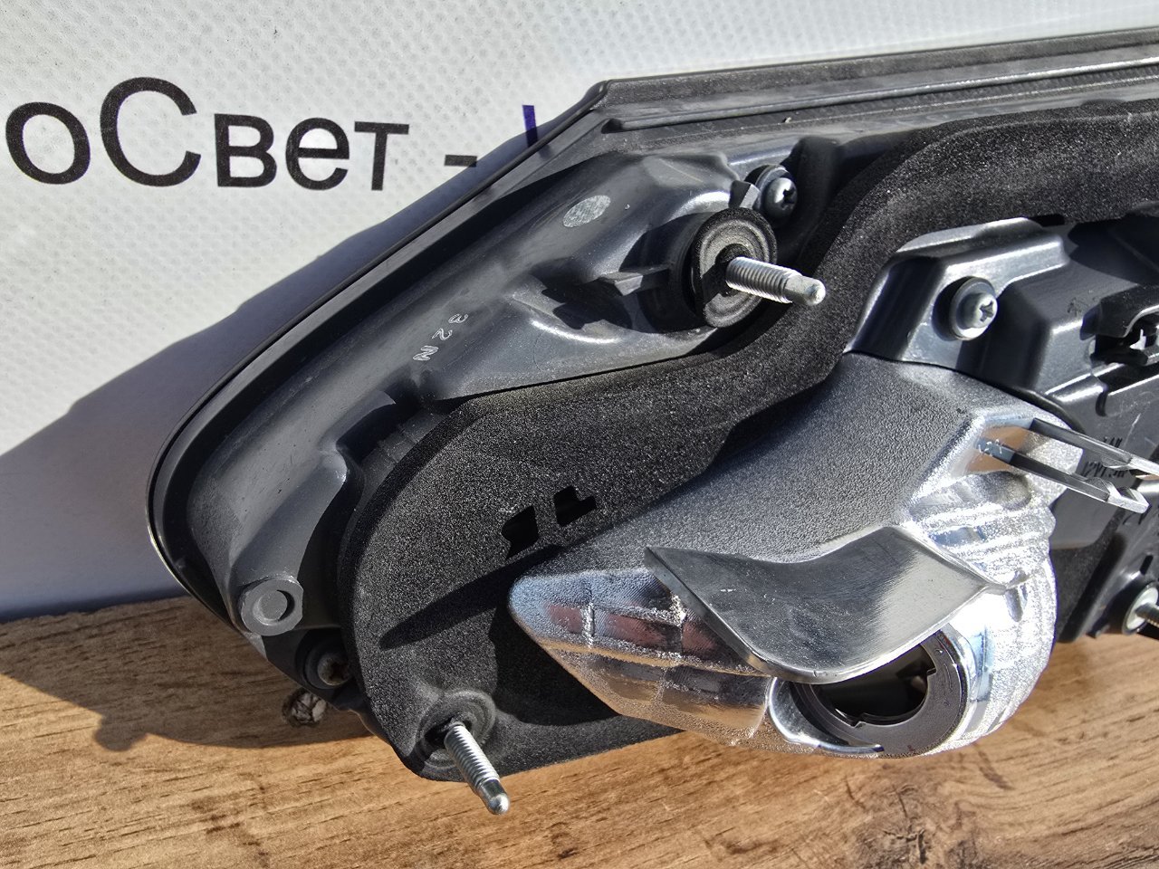 Стоп-сигнал задний левый HS250h 2013-2018 ( ANF10 )