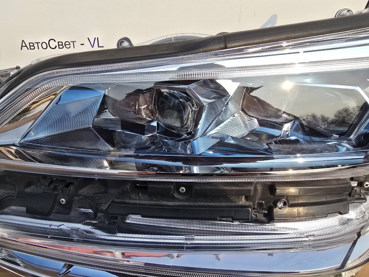 Фара светодиодная передняя левая Vellfire 2017-2023 ( H30 )