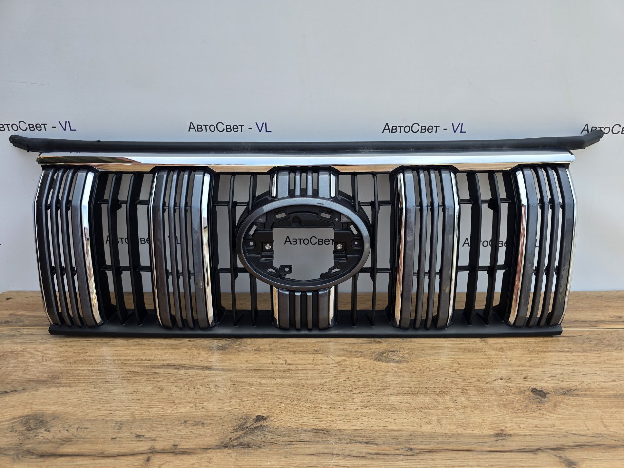Запчасть решетка радиатора передняя Toyota Land Cruiser Prado 2017-2024 ( J150 ) 53111-60C10 контрактная Решетка радиатора передняя Toyota Land Cruiser Prado 2017-2024 ( J150 ) 53111-60C10 контрактная