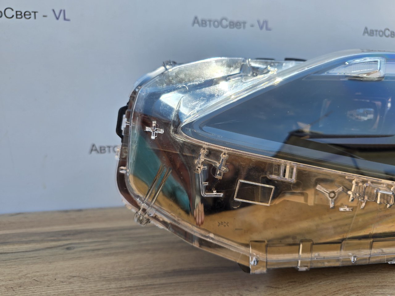 Фара светодиодная передняя левая Yaris Cross 2024-2026 ( XP210 ) Фара светодиодная передняя левая Yaris Cross 2024-2026 ( XP210 )