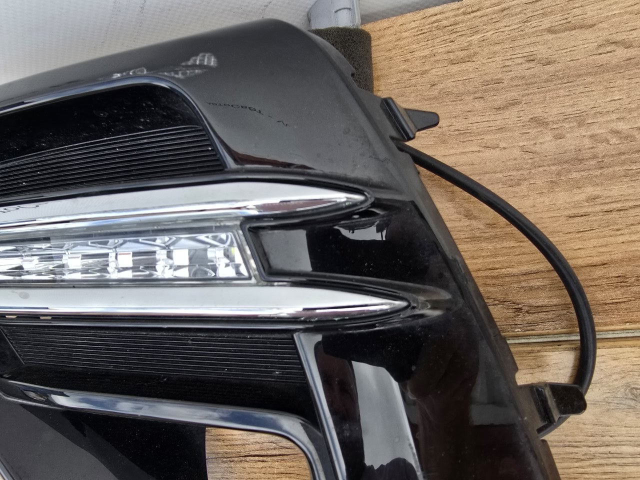 Рамка Противотуманной фары передняя левая Levorg 2020-2024 ( VN )