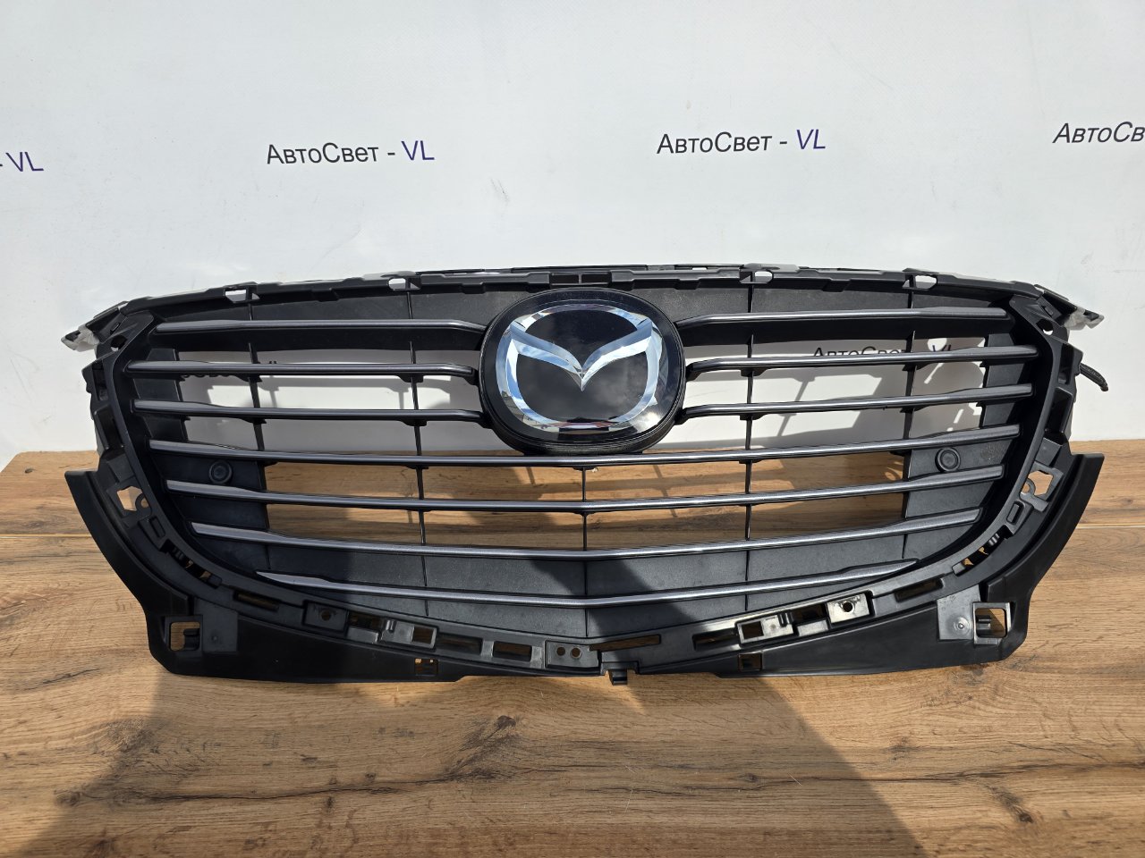 Запчасть решетка радиатора передняя Mazda CX-3 2014-2018 ( DK ) D24H-50712 контрактная Решетка радиатора передняя Mazda CX-3 2014-2018 ( DK ) D24H-50712 контрактная