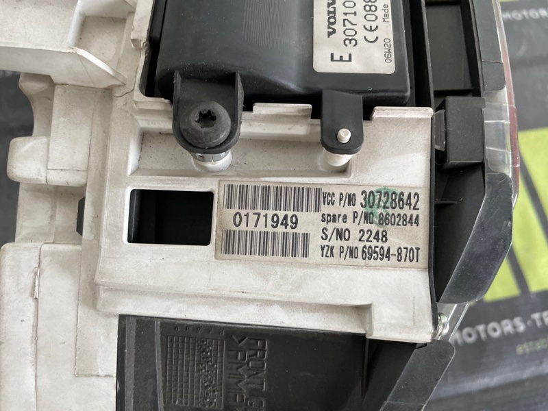 Щиток приборов S40 MS21 B4184S11