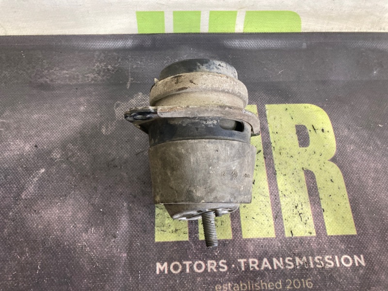 Подушка ДВС VOLKSWAGEN TOUAREG 7L BHK 7L8199131A контрактная