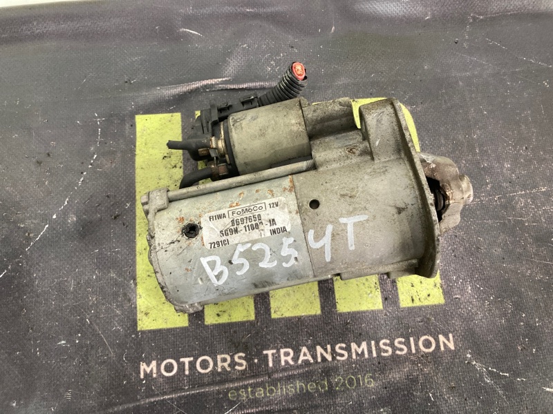Стартер VOLVO S80 B5254T 8697650 контрактная