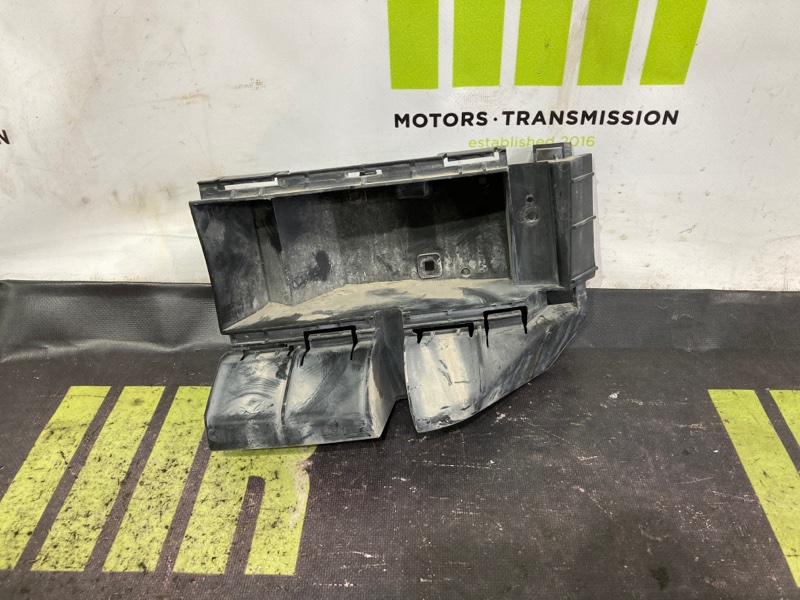 Крепление бампера заднее правое VOLVO XC90 2007 C85 30698138 контрактная