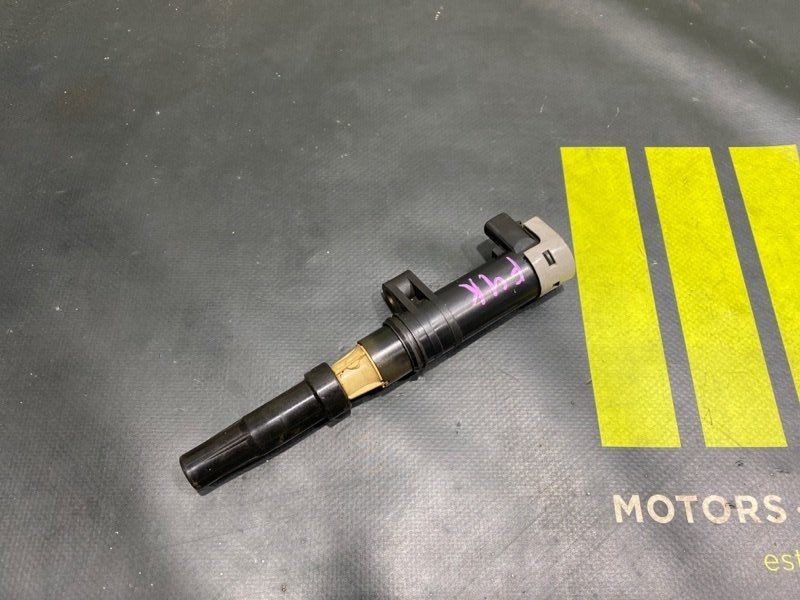 Катушка зажигания RENAULT DUSTER 2014 HSM F4R 8200568671 контрактная