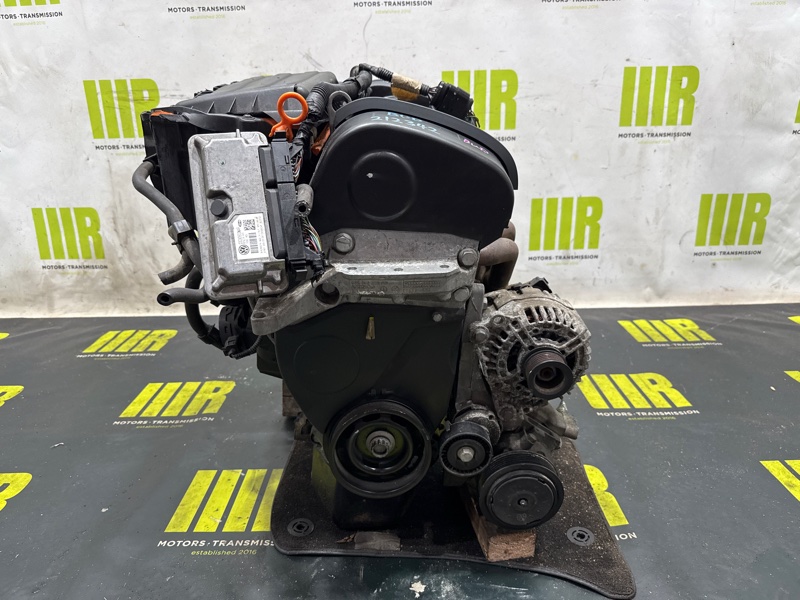 Двигатель VOLKSWAGEN POLO 9N3 BUD контрактная