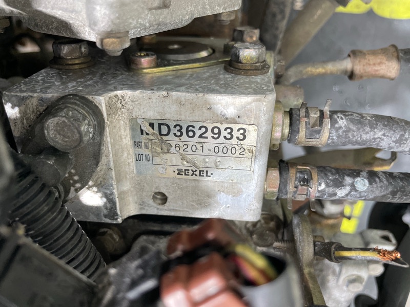 Двигатель LANCER CEDIA CS2A 4G15 Двигатель LANCER CEDIA CS2A 4G15