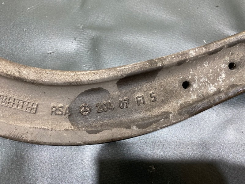Рычаг задний правый E-CLASS W212 274.920 Рычаг задний правый E-CLASS W212 274.920