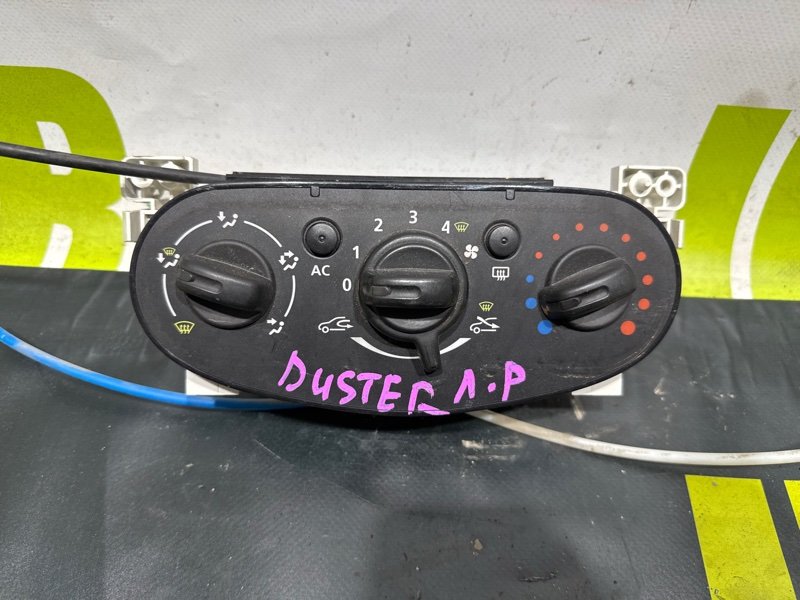 Блок управления климат-контролем DUSTER HS
