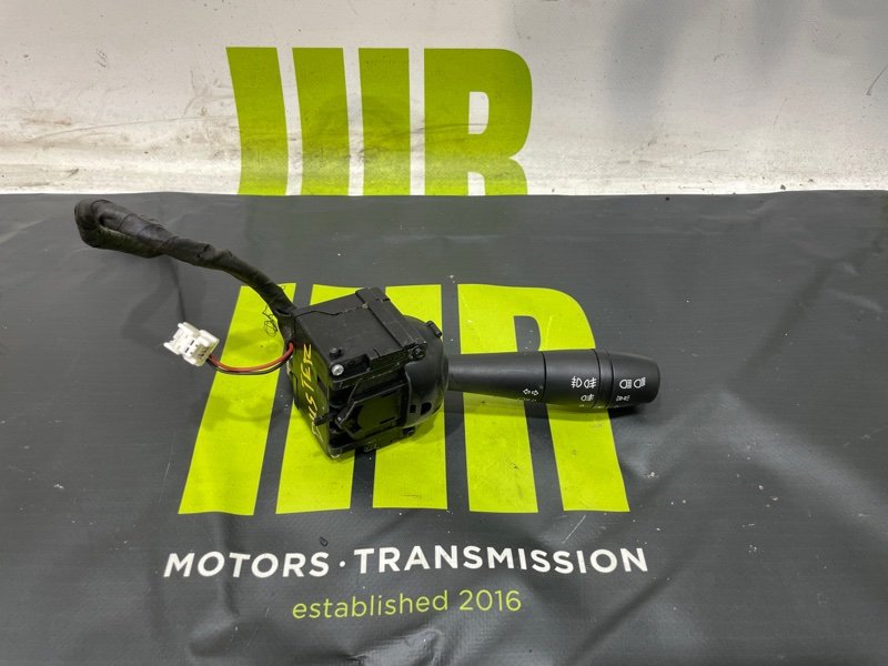 Блок подрулевых переключателей RENAULT DUSTER 2017 HSM 255674537R контрактная