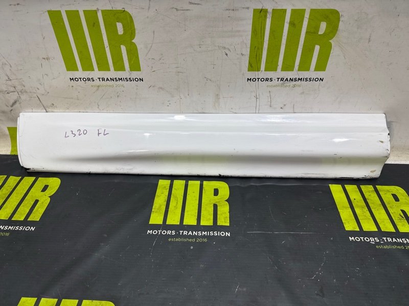 Накладка на дверь передняя левая LAND ROVER RANGE ROVER SPORT 2015 L494 508PS DK62-21065 контрактная