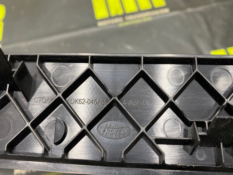 Накладка на торпедо RANGE ROVER SPORT L494 508PS Накладка на торпедо RANGE ROVER SPORT L494 508PS
