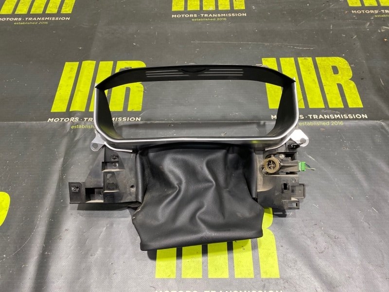 Кожух рулевой колонки LAND ROVER RANGE ROVER SPORT L494 508PS LR038228 контрактная
