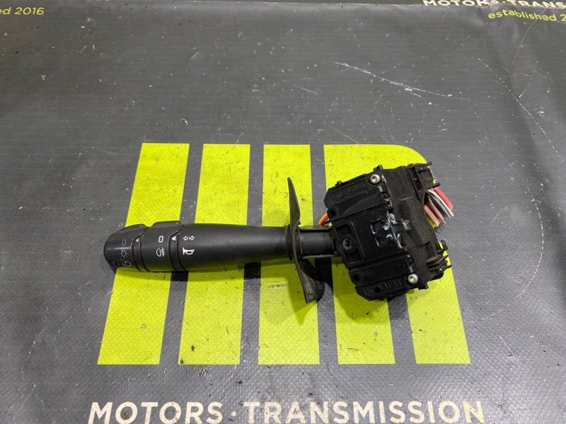 Подрулевой переключатель RENAULT DUSTER HSM F4R 255678753R контрактная