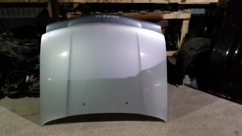 Капот Nissan Primera P10 передний (б/у)