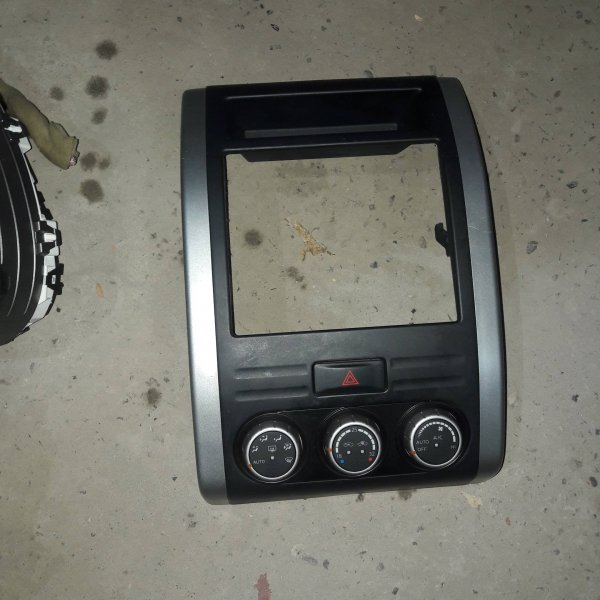 Климат-контроль Nissan X-Trail TNT31 QR25 2007 (б/у)