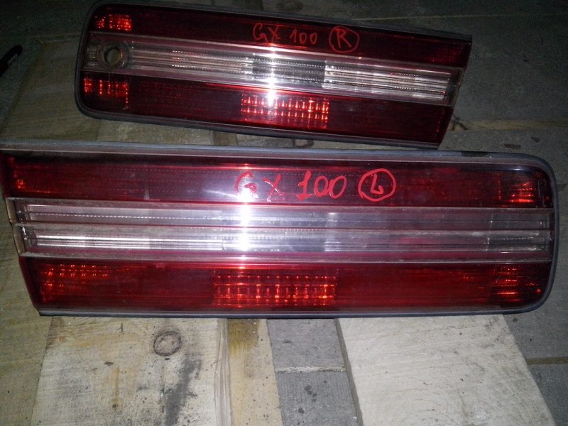 Стоп-вставка Toyota Mark Ii GX100 задняя левая (б/у)