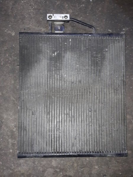Радиатор кондиционера Bmw 5-Series E39 M62 2001 (б/у)