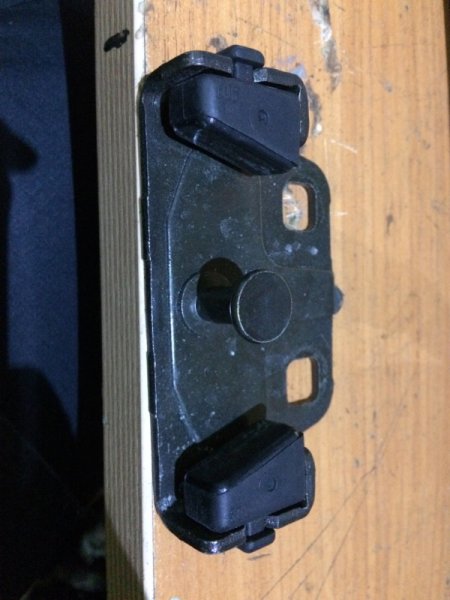 Клиновой фиксатор замка Bmw 5-Series E39 M52TU 1999 (б/у)