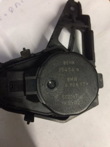 Сервопривод заслонок печки Bmw 7-Series E65 N62B44 2002 (б/у)