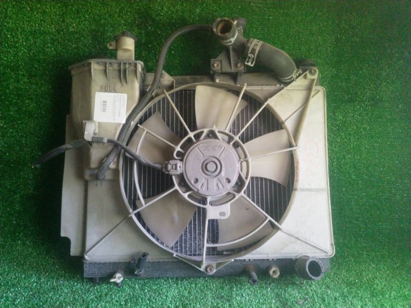 Радиатор Toyota Funcargo NCP20 1NZ (б/у)
