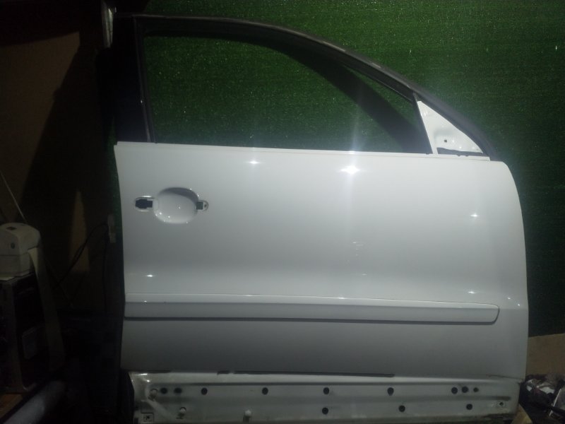 Дверь Volkswagen Tiguan 5N1 CAWA передняя правая (б/у)