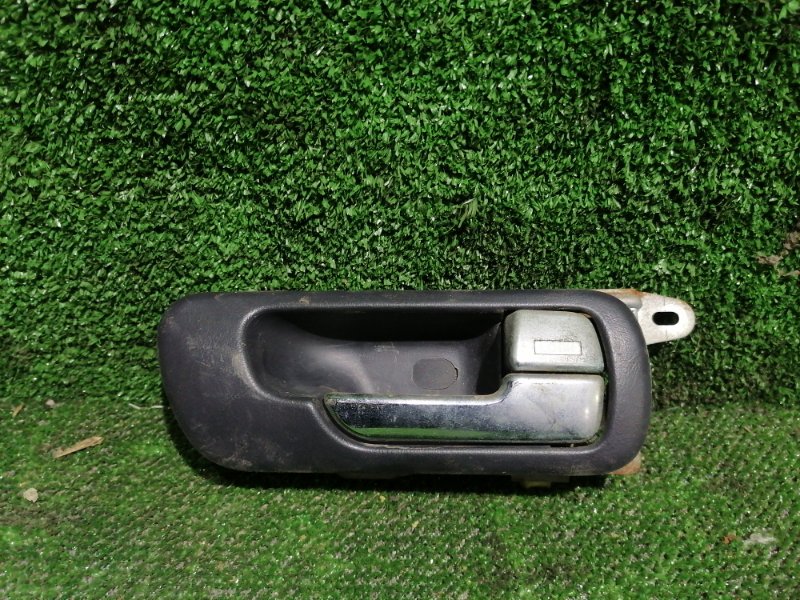 Ручка двери Honda Saber UA2 задняя правая (б/у)