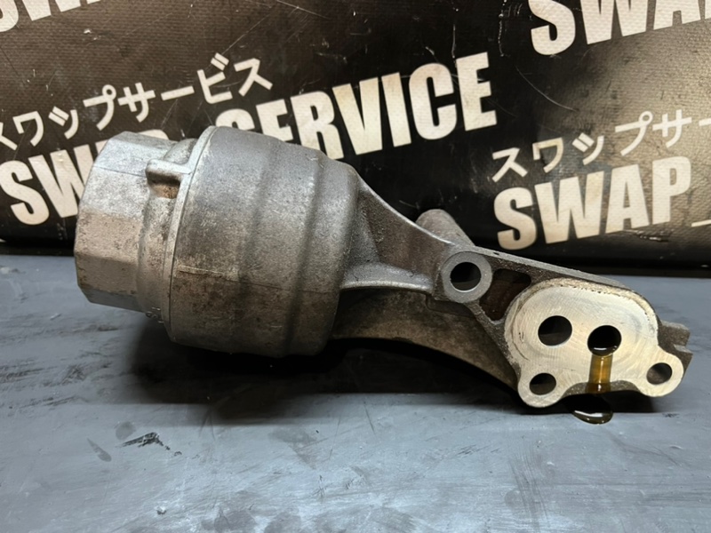 Запчасть кронштейн масляного фильтра Toyota Roomy 2020 M910A 1KR 15671-40010 контрактная Кронштейн масляного фильтра Toyota Roomy 2020 M910A 1KR 15671-40010 контрактная
