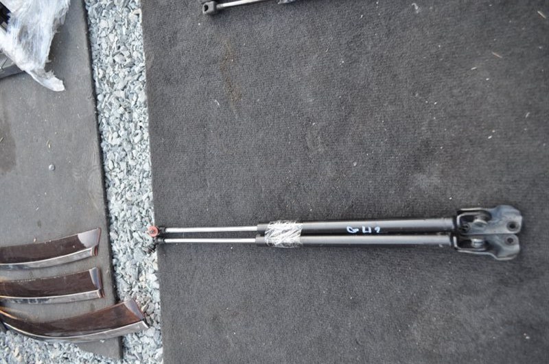 Запчасть амортизатор задней двери задний SUBARU IMPREZA 2007 GH2 el15 контрактная Амортизатор задней двери задний SUBARU IMPREZA 2007 GH2 el15 контрактная