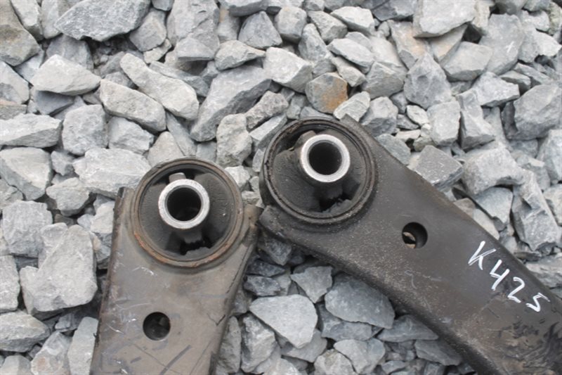 Рычаг передний левый IMPREZA GH2 Рычаг передний левый IMPREZA GH2