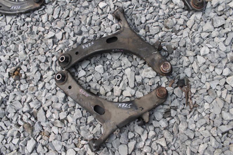 Запчасть рычаг передний левый SUBARU IMPREZA GH2 контрактная Рычаг передний левый SUBARU IMPREZA GH2 контрактная