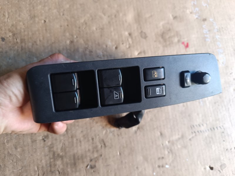 Пульт стеклоподъемника NISSAN X-TRAIL nt31 контрактная