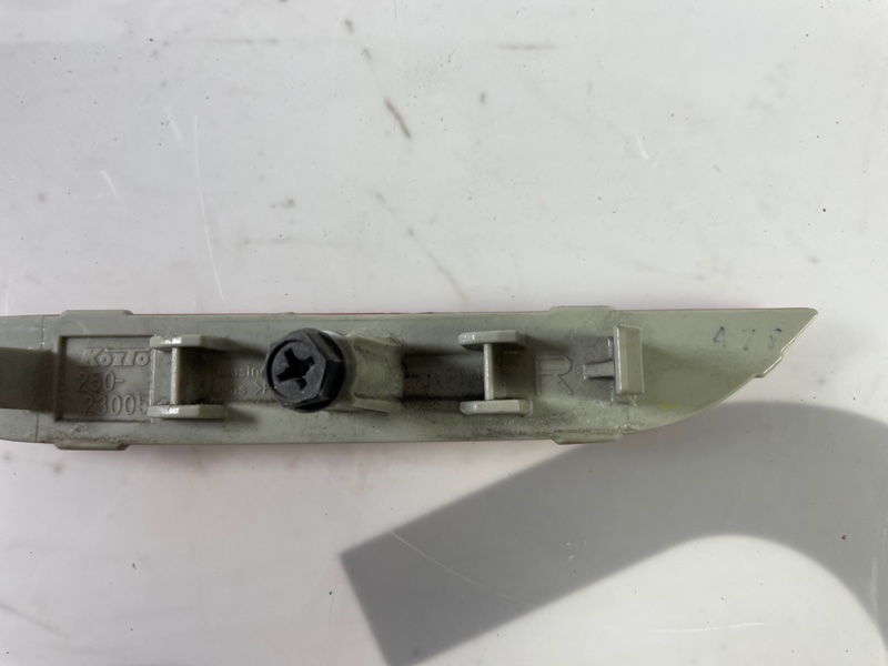 Катафот бампера задний правый Q50 2015 ZV37