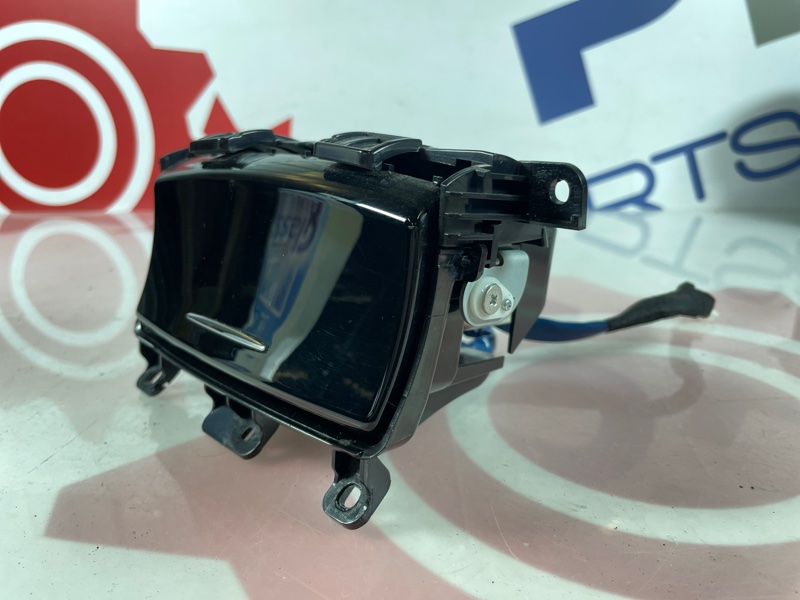 Пепельница Infiniti Q50 2015 ZV37 688004GA0A контрактная