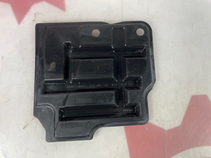 Защита двигателя правая Q50 2015 ZV37