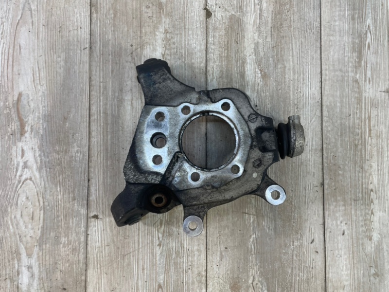 Кулак задний правый Murano 2010 PNZ51