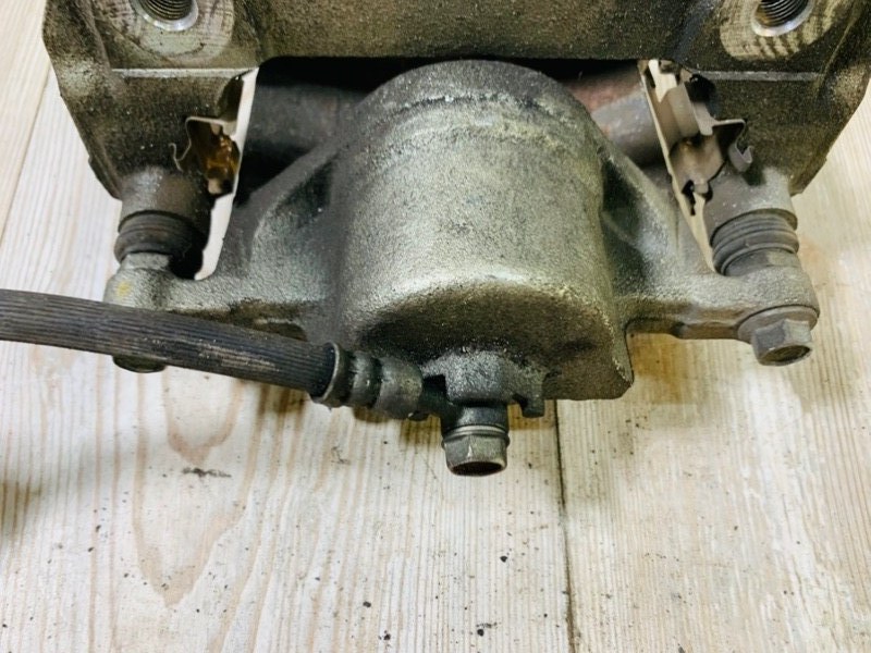 Суппорт тормозной передний правый ACCORD 2009 CU2 K24A