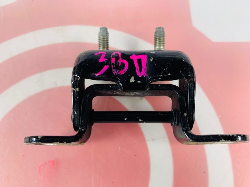 Петля двери верхняя задняя правая NISSAN Murano 2010 PNZ51 824002Y90A контрактная