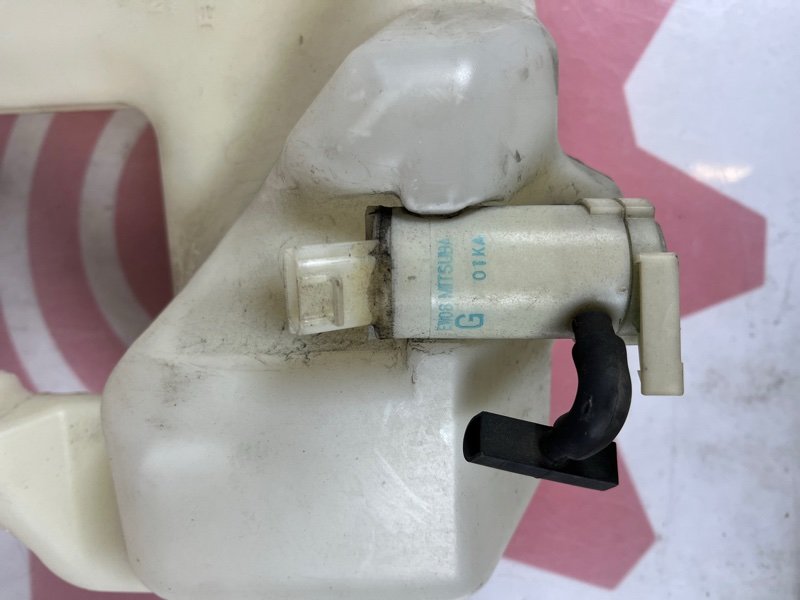 Бачок омывателя HONDA ACCORD K24A Бачок омывателя HONDA ACCORD K24A