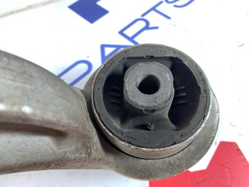 Рычаг подвески нижний передний правый A4 2010