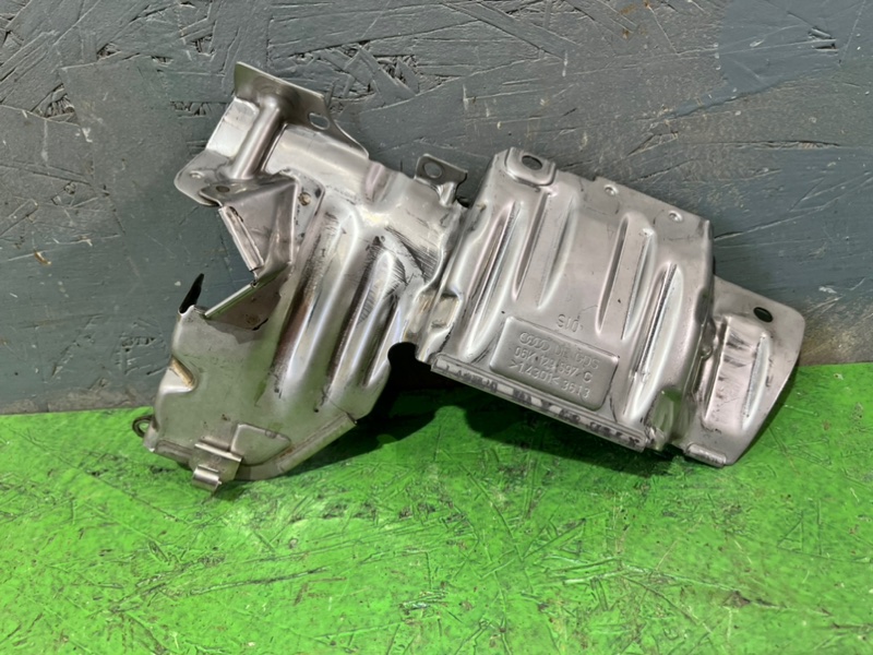 Кожух турбины Skoda Octavia 2013 A7 CJSA 06k129597c Б/У