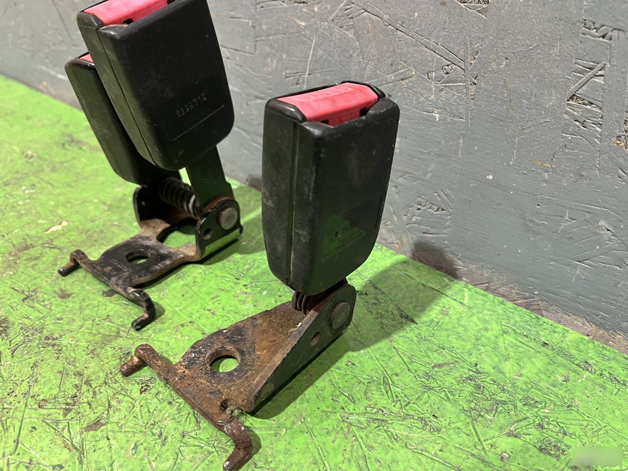 Защелки ремней безопасности задние Megane 2006 Седан 2.0 бензин F4R1771