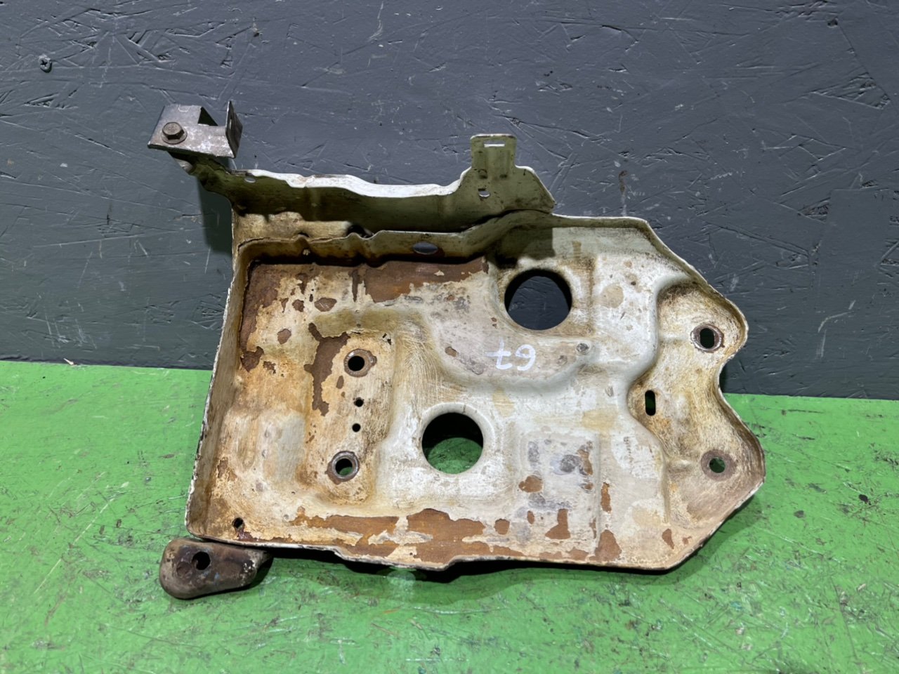 Площадка АКБ Chevrolet Aveo 2008 T250 1.5 F15S3 Б/У