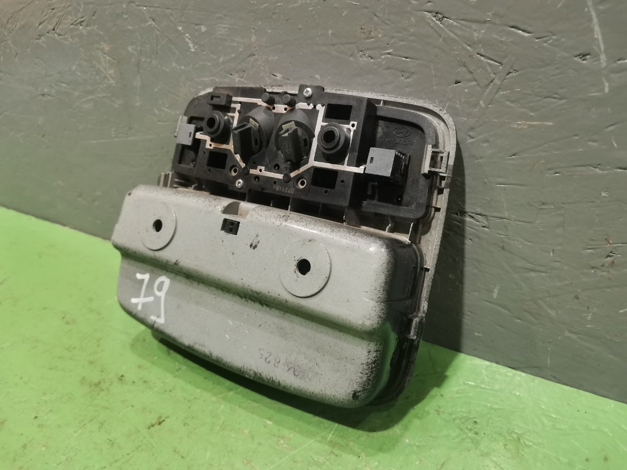 Плафон подсветки салона Kia Spectra 1.6 S6D